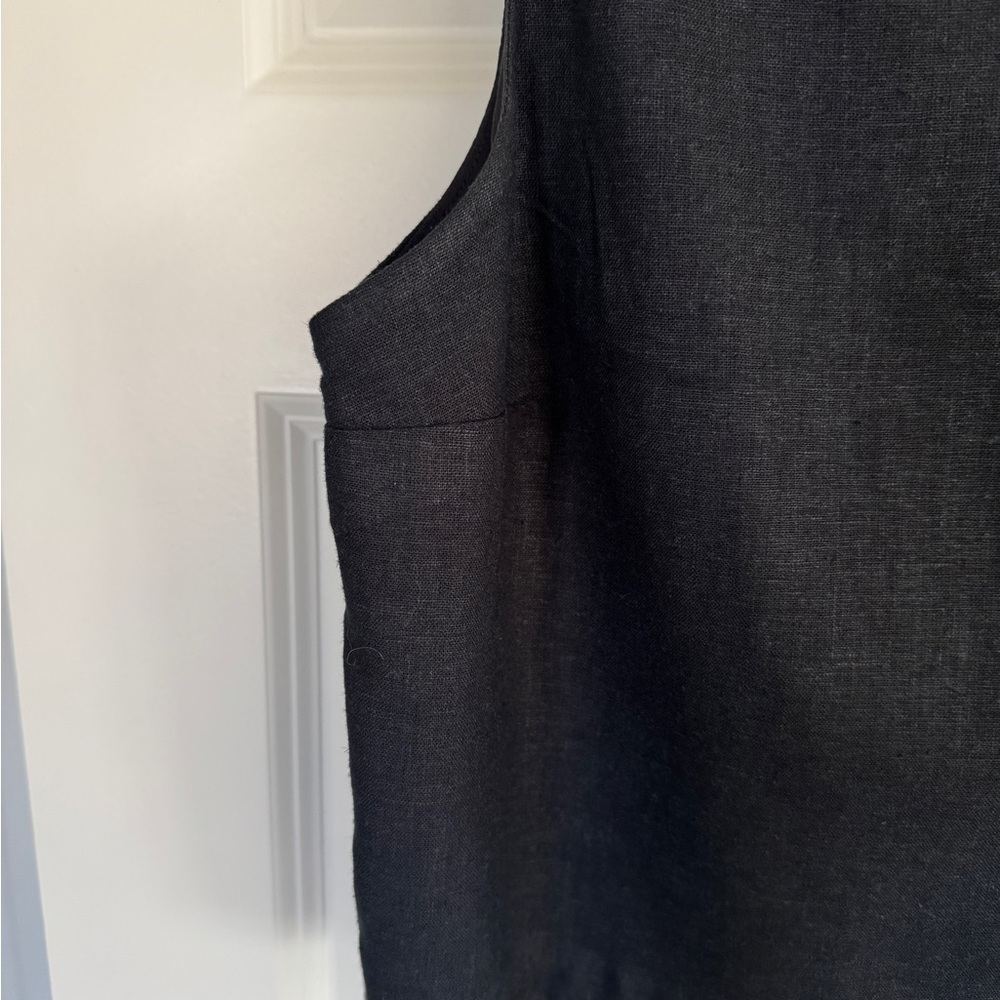 Abercrombie & Fitch Linen blend top, NWT, Black, Size M, slight crop fit, lined - Picture 3 of 6
